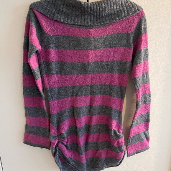 Soft Sonly Sky Long Cowl Neck Sweater - Picture 8 of 13